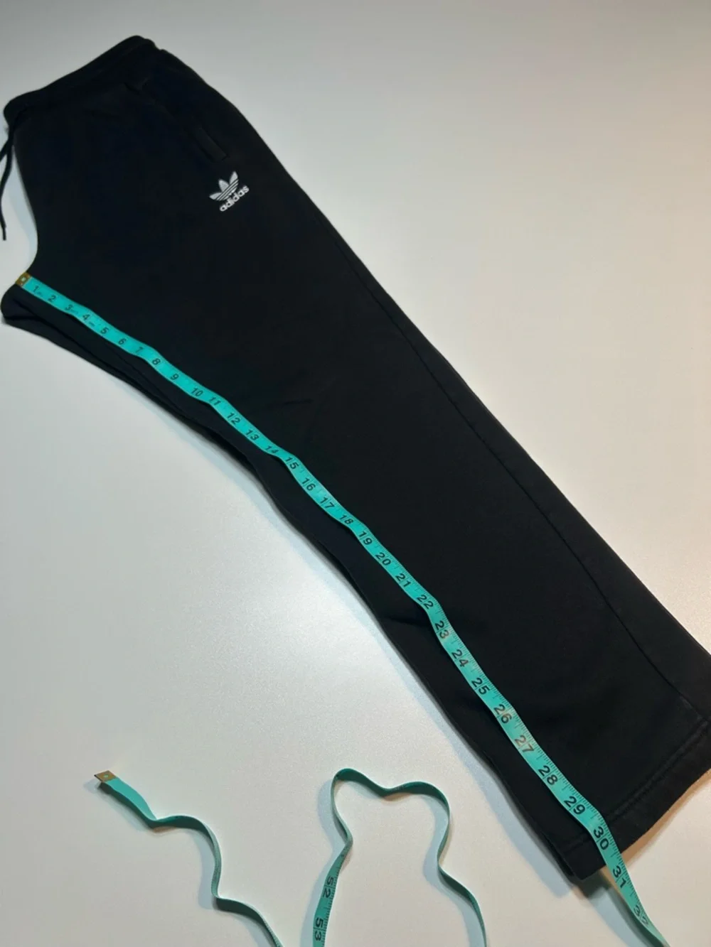 adidas Originals Black Trefoil Large Logo Open Hem Sweatpants Streetwear - Picture 8 of 9